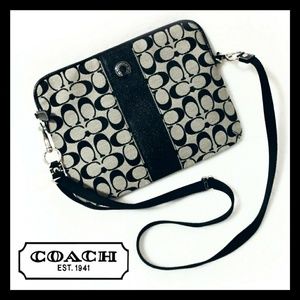 NWOT Coach Tablet Signature Stripe Case Crossbody